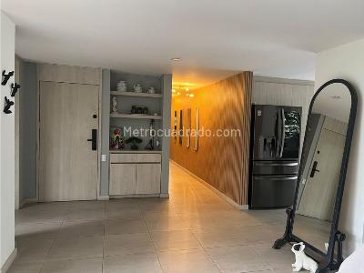 Apartamento en venta en Loma De Los Gonzalez, Medellín · foto 5 de 20