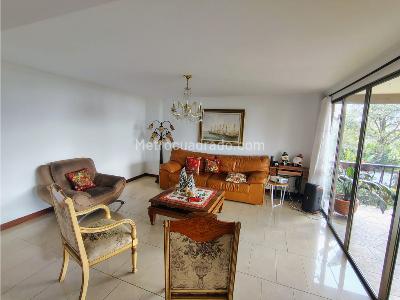 Casa de 5 alcobas en venta en El Poblado, Medellín, 953 m² · foto 14 de 20