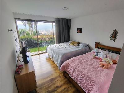 Casa de 5 alcobas en venta en El Poblado, Medellín, 953 m² · foto 19 de 20