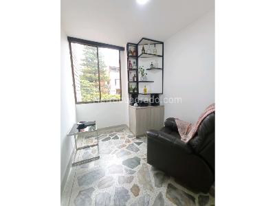 Apartamento en venta en Laureles, Medellín · foto 3 de 17