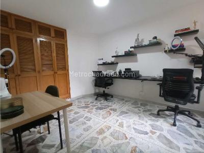 Apartamento en venta en Laureles, Medellín · foto 10 de 17