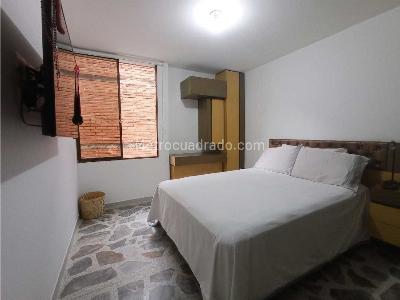 Apartamento en venta en Laureles, Medellín · foto 13 de 17
