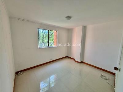 Apartamento en venta en El Poblado, Medellín · foto 10 de 13