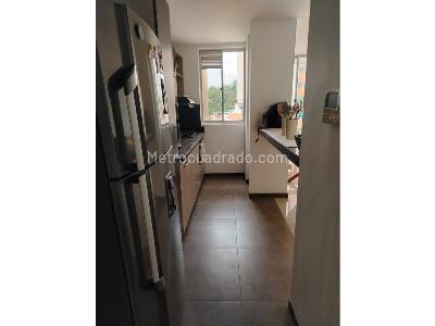 Apartamento de 3 alcobas en venta en La Doctora, Sabaneta, 83 m² · foto 4 de 12