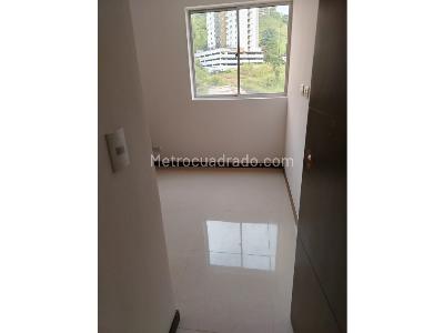 Apartamento de 3 alcobas en venta en La Doctora, Sabaneta, 83 m² · foto 8 de 12