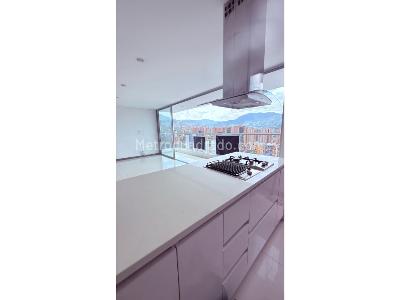 Apartamento en venta en Suramerica, Itagüí · foto 4 de 17