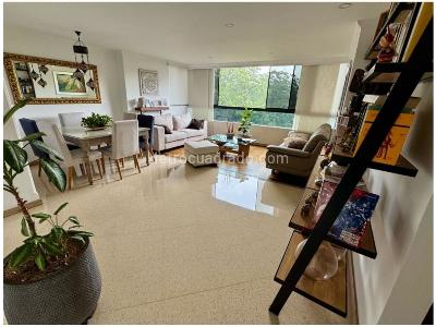 Apartamento de 3 alcobas en venta en El Tesoro, Medellín, 117 m² · foto 3 de 20