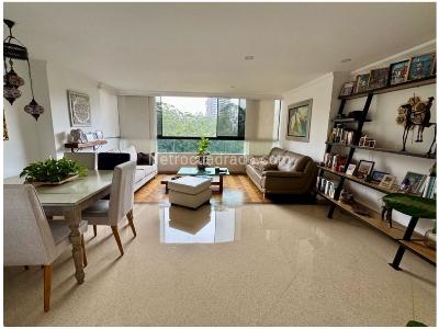 Apartamento de 3 alcobas en venta en El Tesoro, Medellín, 117 m² · foto 4 de 20