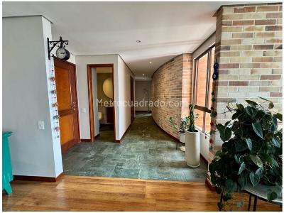 Apartamento de 3 alcobas en venta en La Calera, Medellín, 172 m² · foto 10 de 20