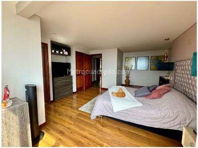 Apartamento de 3 alcobas en venta en La Calera, Medellín, 172 m² · foto 18 de 20