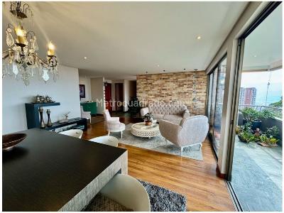Apartamento de 3 alcobas en venta en La Calera, Medellín, 172 m² · foto 7 de 20