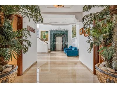 Apartamento de 5 alcobas en venta en El Poblado, Medellín, 988 m² · foto 2 de 20