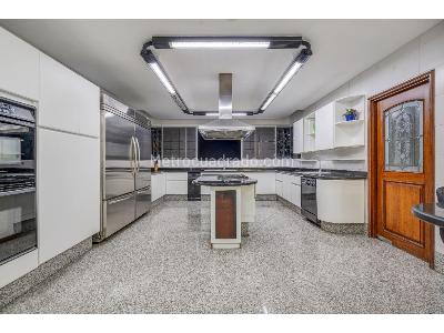 Apartamento de 5 alcobas en venta en El Poblado, Medellín, 988 m² · foto 9 de 20