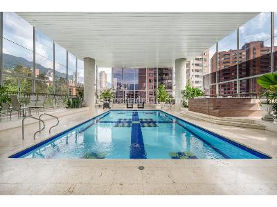 Apartamento de 5 alcobas en venta en El Poblado, Medellín, 988 m² · foto 10 de 20