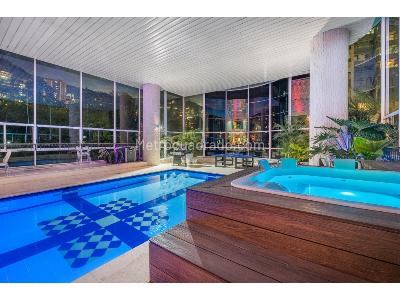 Apartamento de 5 alcobas en venta en El Poblado, Medellín, 988 m² · foto 13 de 20