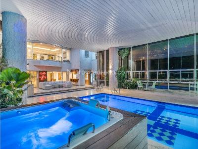 Apartamento de 5 alcobas en venta en El Poblado, Medellín, 988 m² · foto 15 de 20