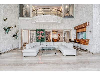 Apartamento de 5 alcobas en venta en El Poblado, Medellín, 988 m² · foto 16 de 20