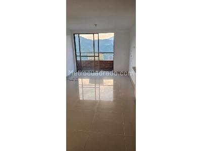 Apartamento de 3 alcobas en venta en Las Lomitas, Sabaneta, 72 m² · foto 3 de 10