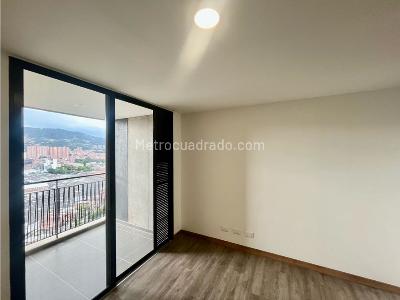 Apartamento en venta en Envigado, Envigado · foto 3 de 20