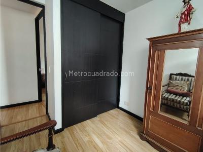 Apartamento de 3 alcobas en venta en Los Alcazares, Sabaneta, 59 m² · foto 16 de 20