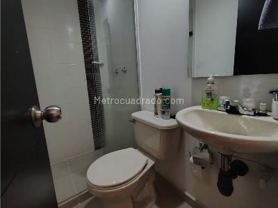 Apartamento de 3 alcobas en venta en Los Alcazares, Sabaneta, 59 m² · foto 17 de 20