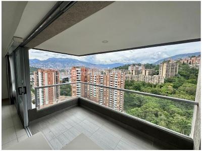 Apartamento en venta en El Poblado, Medellín · foto 3 de 13