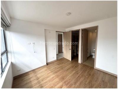 Apartamento en venta en El Poblado, Medellín · foto 8 de 13