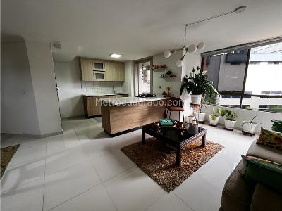Apartamento de 3 alcobas en venta en El Poblado, Medellín, 85 m² · foto 2 de 18
