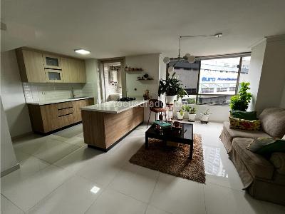 Apartamento de 3 alcobas en venta en El Poblado, Medellín, 85 m² · foto 4 de 18