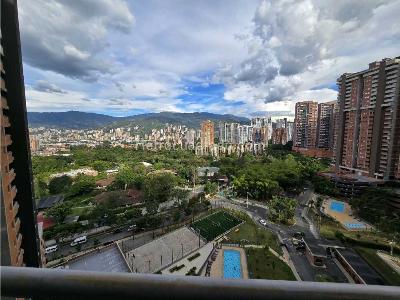 Apartamento de 3 alcobas en venta en Ditaires, Itagüí, 60 m² · foto 2 de 18