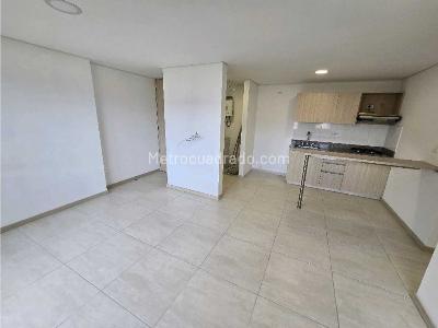 Apartamento de 3 alcobas en venta en Ditaires, Itagüí, 60 m² · foto 6 de 18
