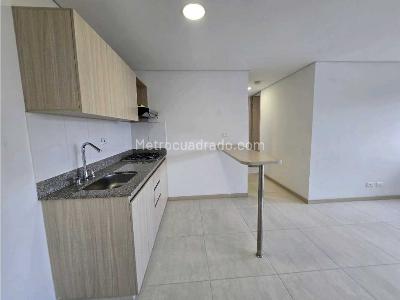 Apartamento de 3 alcobas en venta en Ditaires, Itagüí, 60 m² · foto 7 de 18