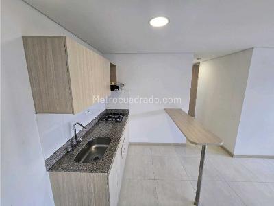 Apartamento de 3 alcobas en venta en Ditaires, Itagüí, 60 m² · foto 9 de 18