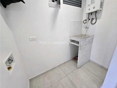 Apartamento de 3 alcobas en venta en Ditaires, Itagüí, 60 m² · foto 11 de 18