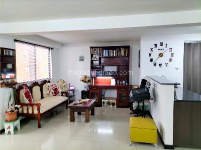 Apartamento de 3 alcobas en venta en San Jose, Sabaneta, 77 m² · foto 4 de 20
