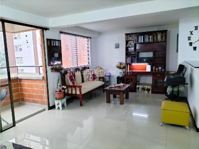 Apartamento de 3 alcobas en venta en San Jose, Sabaneta, 77 m² · foto 13 de 20