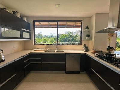 Casa de 4 alcobas en venta en San Antonio De Pereira, Rionegro, 500 m² · foto 13 de 20