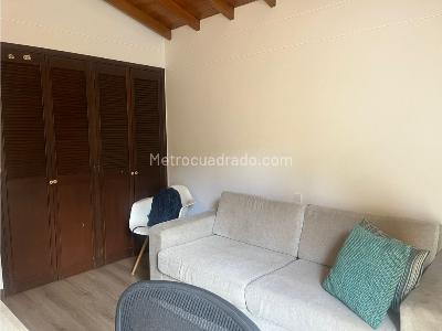 Casa de 3 alcobas en venta en El Tesoro, Medellín, 197 m² · foto 18 de 20