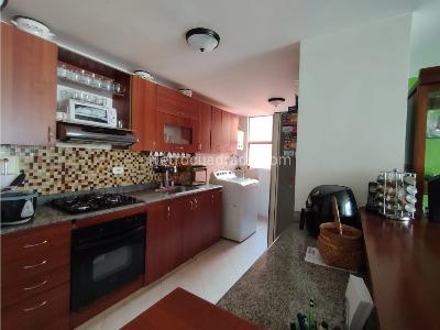 Apartamento en venta en El Oasis, Envigado · foto 3 de 20