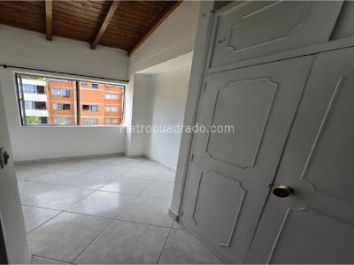 Apartamento en venta en Calasanz, Medellín · foto 7 de 15