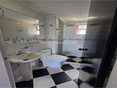 Apartamento en venta en Calasanz, Medellín · foto 11 de 15