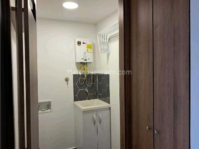 Apartamento de 2 alcobas en venta en Av Las Vegas, Envigado, 60 m² · foto 3 de 13