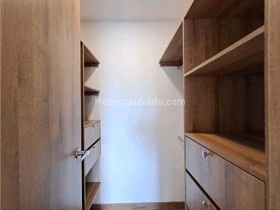 Apartamento de 2 alcobas en venta en Av Las Vegas, Envigado, 60 m² · foto 5 de 13