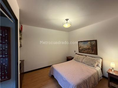 Apartamento en venta en Loma De Los Bernal, Medellín · foto 12 de 20