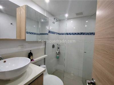 Apartamento de 2 alcobas en venta en Pan De Azucar, Sabaneta, 74 m² · foto 12 de 20