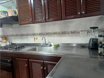 Casa en venta en Yarumito, Itagüí · foto 4 de 18