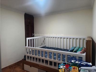 Casa en venta en Yarumito, Itagüí · foto 6 de 18