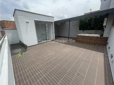 Apartamento de 3 alcobas en venta en Loma De Las Brujas, Envigado, 205 m² · foto 9 de 14
