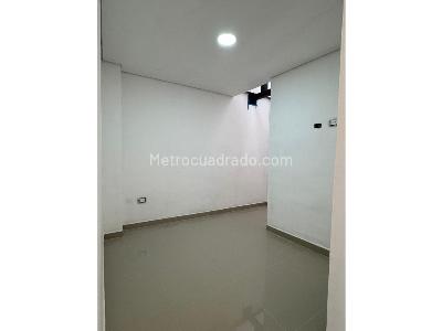 Apartamento en venta en Pilsen, Itagüí · foto 3 de 17