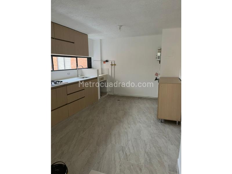 Piso – Envigado - Más